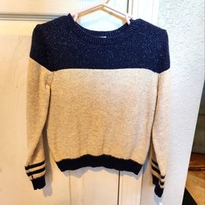 Oshkosh B'gosh Size 5t Navy blue and cream sweater